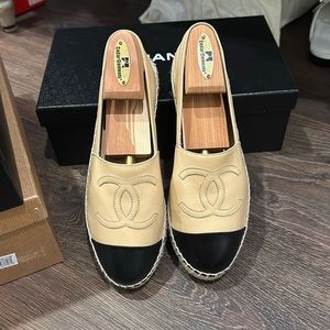 Chanel Espadrilles Beige Sz: 37